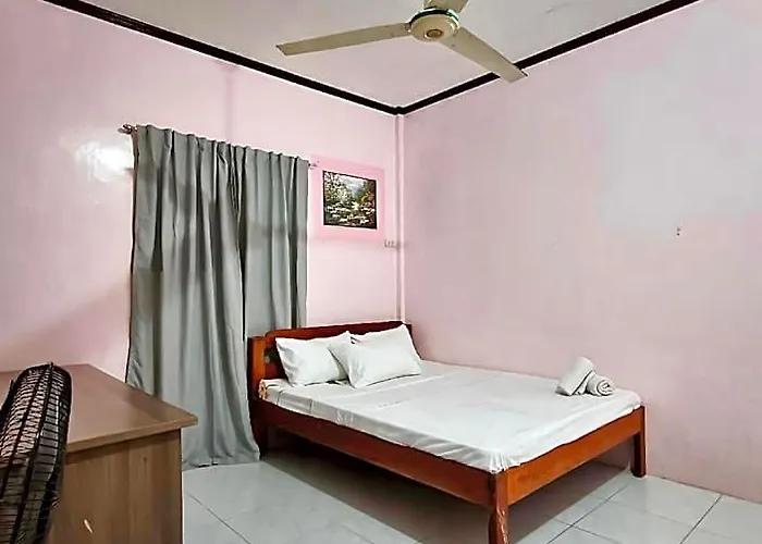 Hibiscus Dive Hotel 2*