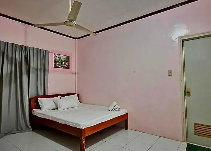 Hibiscus Dive Hotel